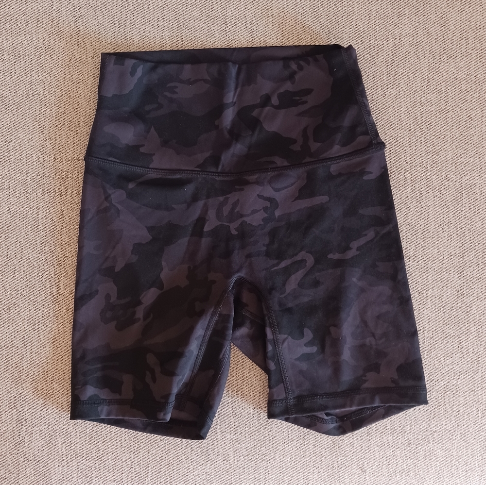 Dark Camo Workout Shorts, No Front Seam
